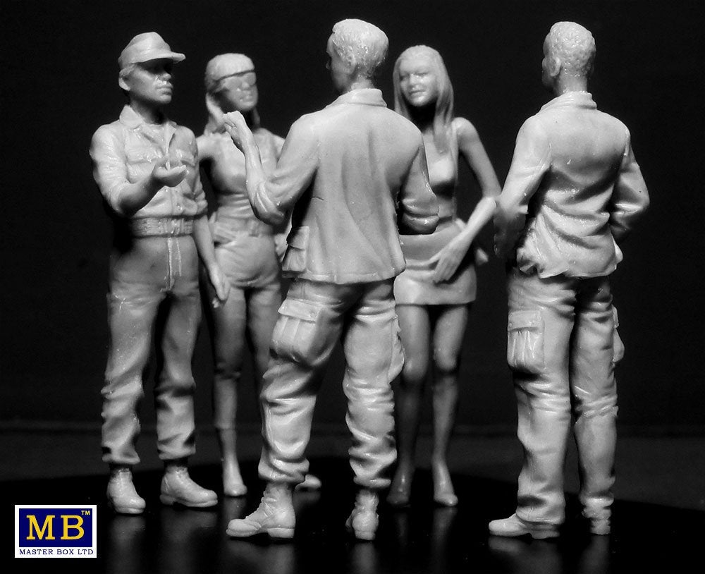 Master Box 35185 Somewhere in Saigon (Vietnam War) 1/35 – image 2