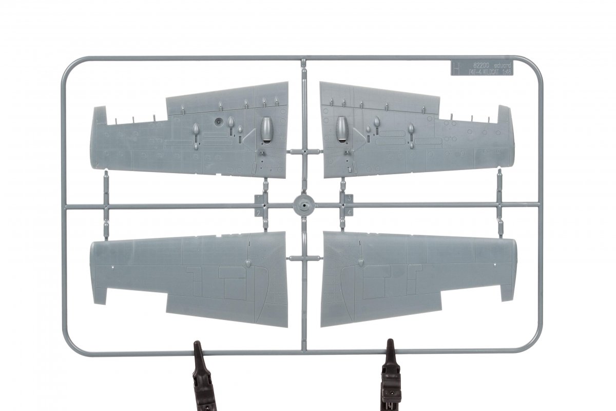 Eduard 11166 MIDWAY DUAL COMBO 1/48 – image 10
