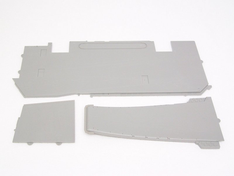 Trumpeter 05606 USSR Admiral Kuznetsov aircraft carrier 1/350 – immagine 18