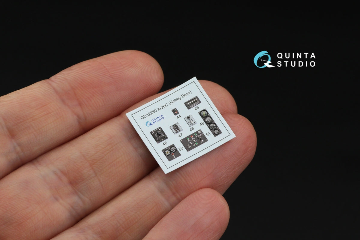 Quinta Studio QD+32250 A-26C Invader 3D-Printed &amp;amp; coloured Interior on decal paper (Hobby Boss) (with 3D-printed resin parts) 1/32 – imagen 6