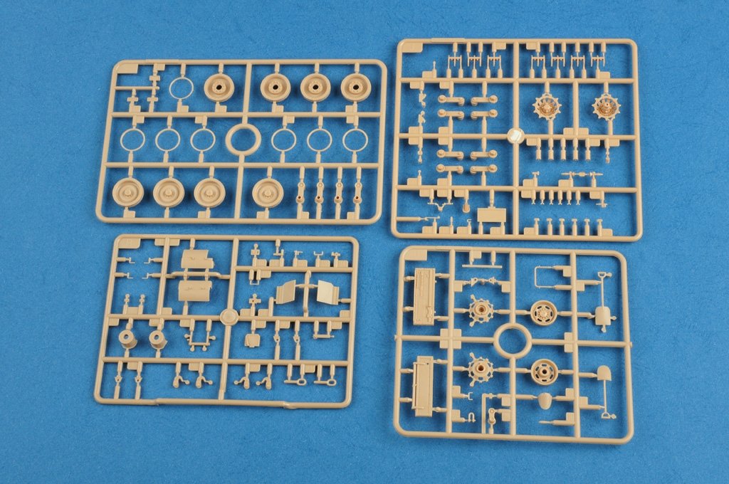 Hobby Boss 83823 Swidish CV9035 IFV 1/35 – imagen 6