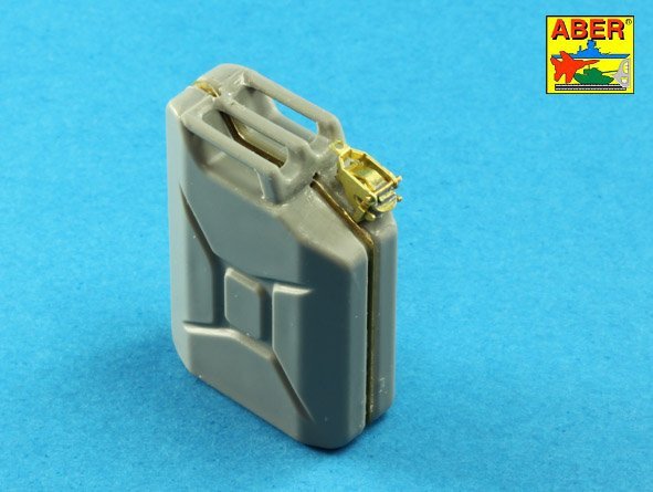 Aber 16158A German WW II 20L Jerry Can closings &amp;amp; 200L fuel drum covers (choice A) 1/16 – immagine 11