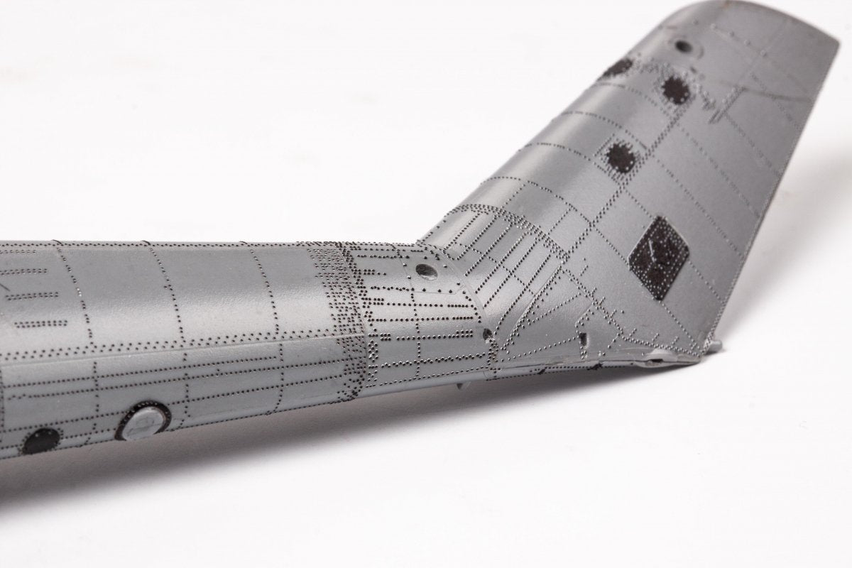 Eduard ER48001 Mi-24V positive rivets &amp;amp; surface details Zvezda 1/48 – immagine 12