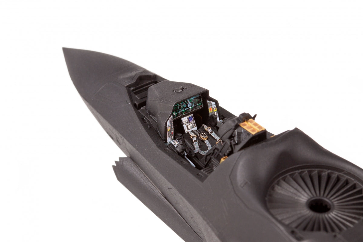 Eduard 73832 F-35B TAMIYA 1/72 – Bild 7