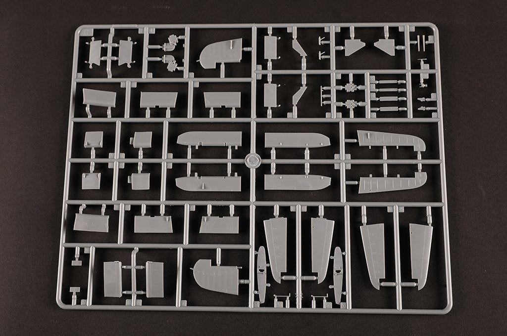 Hobby Boss 81788 F4U-1A/2 Corsair (2 en 1) 1/48 – image 10
