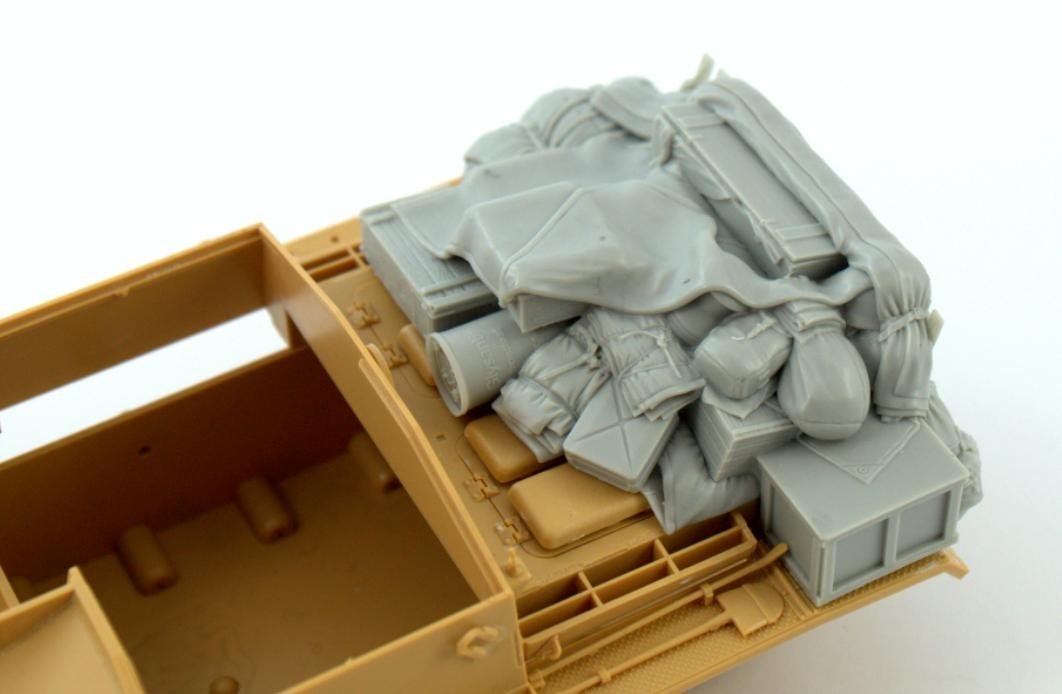 Panzer Art RE35-545 Stowage set for StuG III G (winter) 1/35 – immagine 5