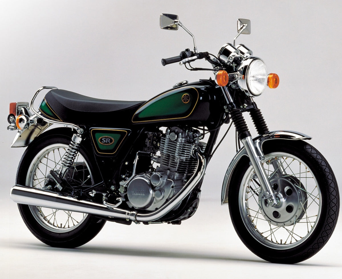 Aoshima 06566 Yamaha 1JR SR400S Limited Edition &amp;#39;95 with Custom Parts 1/12 – immagine 2
