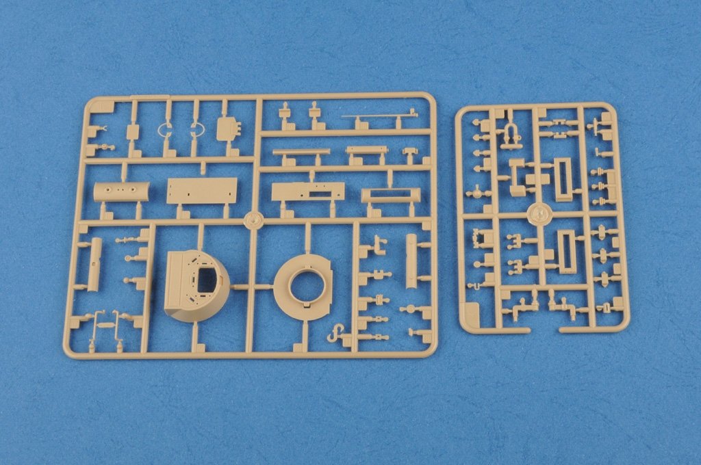 Hobby Boss 83805 Pzkpfw.I Ausf.F allemand (VK18.01) version tardive (1/35)  – image 6