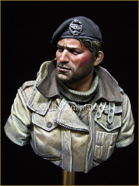 Young Miniatures YM1835 Équipage de char britannique Seconde Guerre mondiale 1/10 – image 3