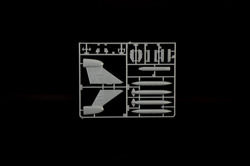 Italeri 1235 EF-111 A Raven 1/72 – immagine 8