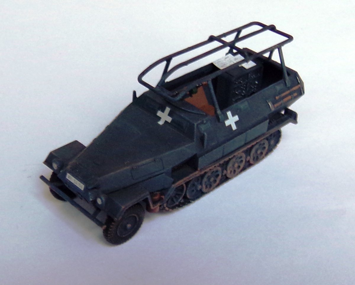 Premier à combattre le PL043 Hanomag 251/6 Ausf. Un (1/72) – image 2