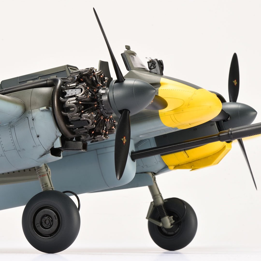 Zoukei-Mura SWS3219 Henschel Hs 129 B-3 1/32 – image 5