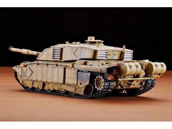 Trumpeter 00323 British Challenger 2 MBT (OP. Telic) Iraq 2003 1/35 – immagine 4