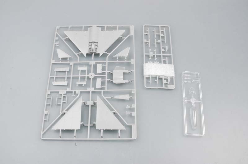 Trumpeter 01644 Chinese J-10S fighter 1/72 – immagine 3