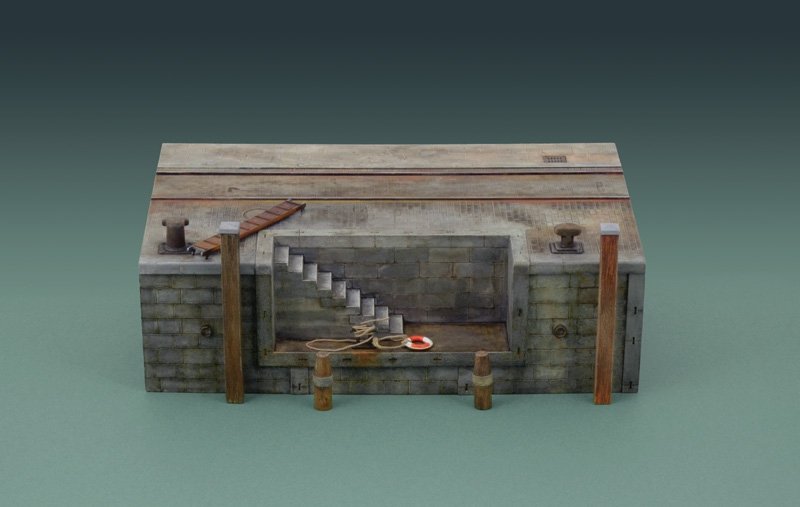 Italeri 5615 Dock with Stairs 1/35