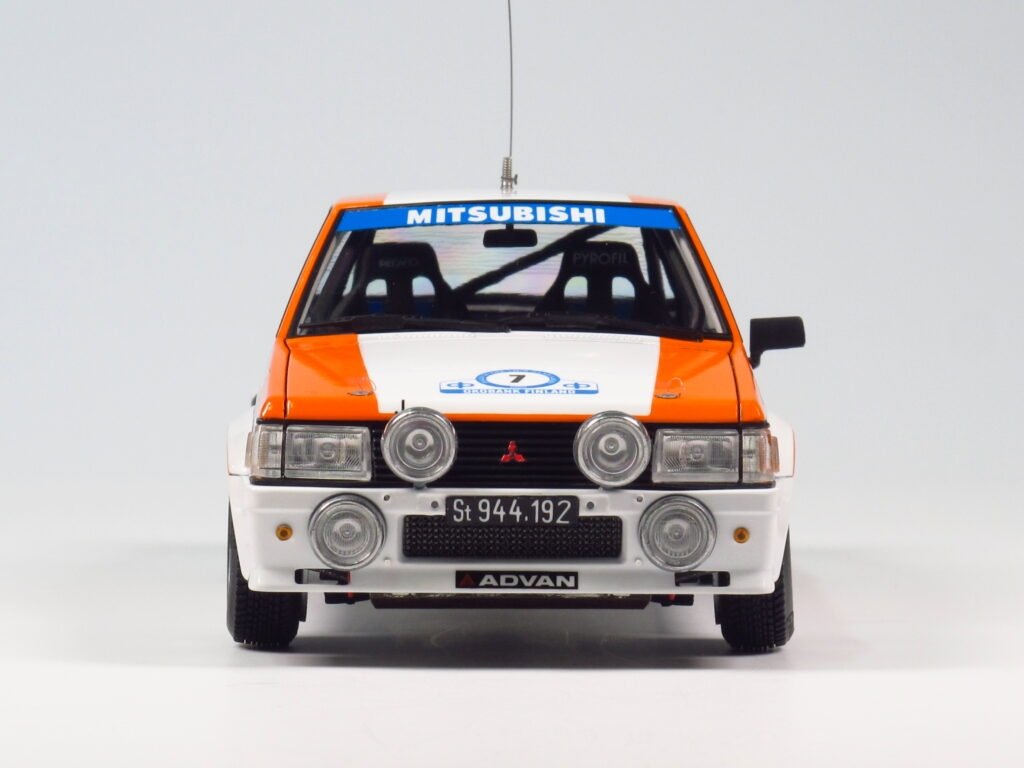 NuNu PN24018 MITSUBISHI LANCER TURBO 82 RALY 1000 LAKES 1/24 – zdjęcie 7