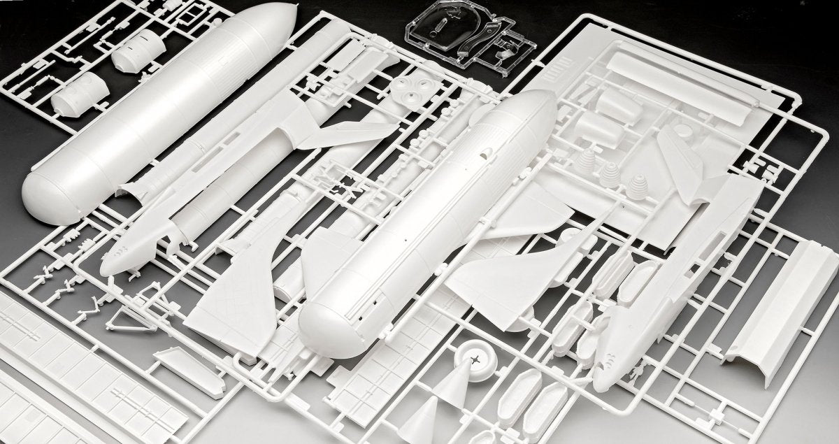 Revell 05674 Space Shuttle &amp;amp; Booster Rockets - 40th Anniversary 1/144 – image 7