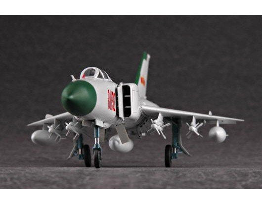 Trumpeter 01610 Shenyang F-8 Finback-B 1/72 – image 11
