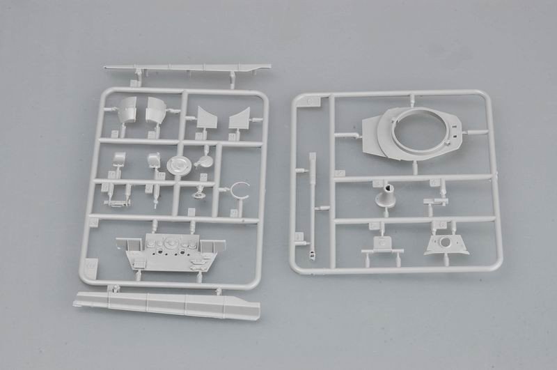 Trumpeter 07202 German Sd.Kfz.182 King Tiger (Porsche turret) 1/72 – immagine 3
