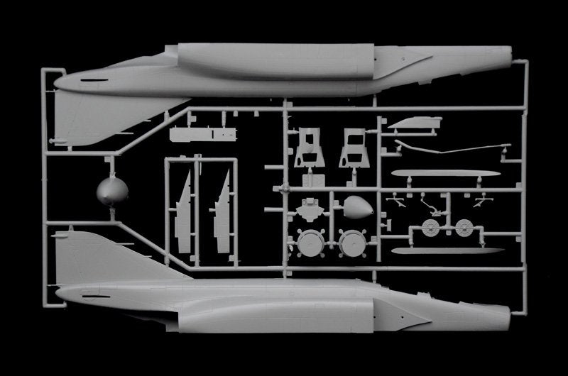 Italeri 2781 F-4J PHANTOM ll 1/48 – zdjęcie 4