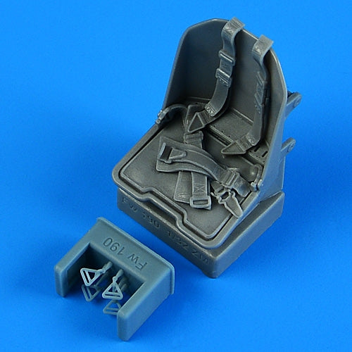 Quickboost QB32333 Fw 190A/F/D seat with seatbelts Zoukei Mura 1/32