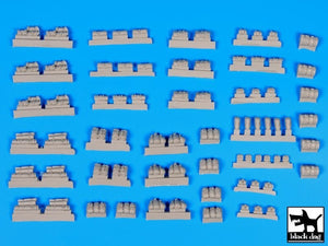 Black Dog T72057 Tentage plus bedrols 3 accessories set 1/72 – Bild 6