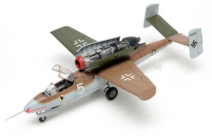Cyber Hobby 5564 Heinkel He 162A-2 Salamander 1/48 – immagine 2