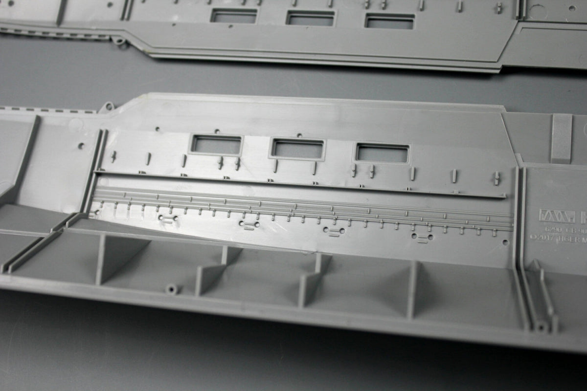 Tiger Model 6290 Sweden CB90 Fast Assault Craft 1991-present 1/35 – Bild 12