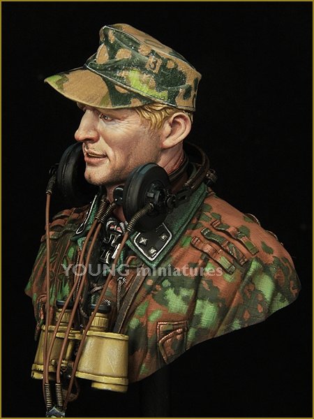 Young Miniatures YM1851 German WAFFEN SS Panzer Officer WWII 1/10 – immagine 2