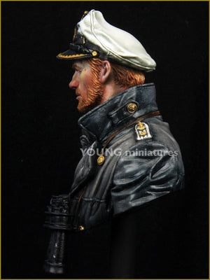 Young Miniatures YM1847 COMMANDANT DE SOUS-MARIN GUERRE MONDIALE 1/10 – image 4
