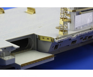Eduard 17029 USS Nimitz CVN-68 TRUMPETER 1/700 – immagine 5