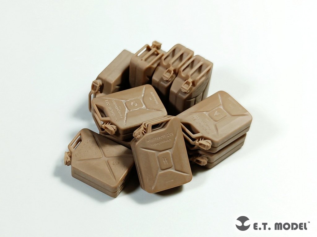 E.T. Model P35-242 WWII German 20L JERRY CANS SET(3D Printed) 1/35 – imagen 5