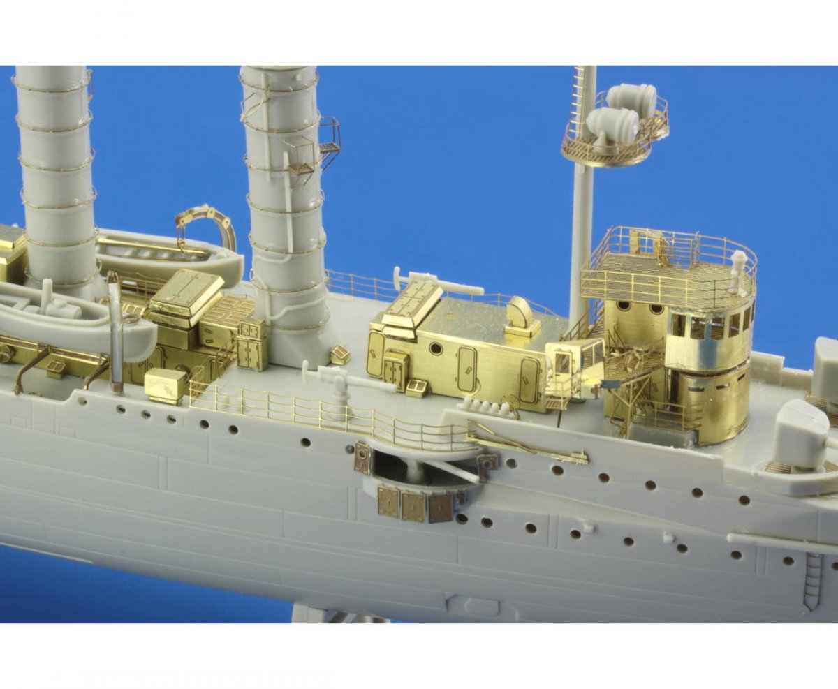 Eduard 53114 SMS Emden partie 1 REVELL 1/350 – image 7