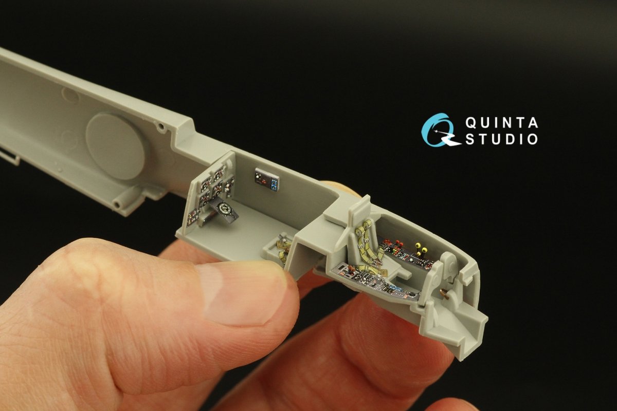 Quinta Studio QD72070 Me 410 3D-Printed &amp;amp; coloured Interior on decal paper (Italeri) 1/72 – Bild 5