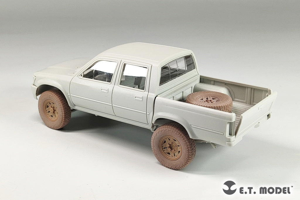 E.T. Model P35-163 PICK UP Truck Sagged Wheels Type.2 1/35 – immagine 6
