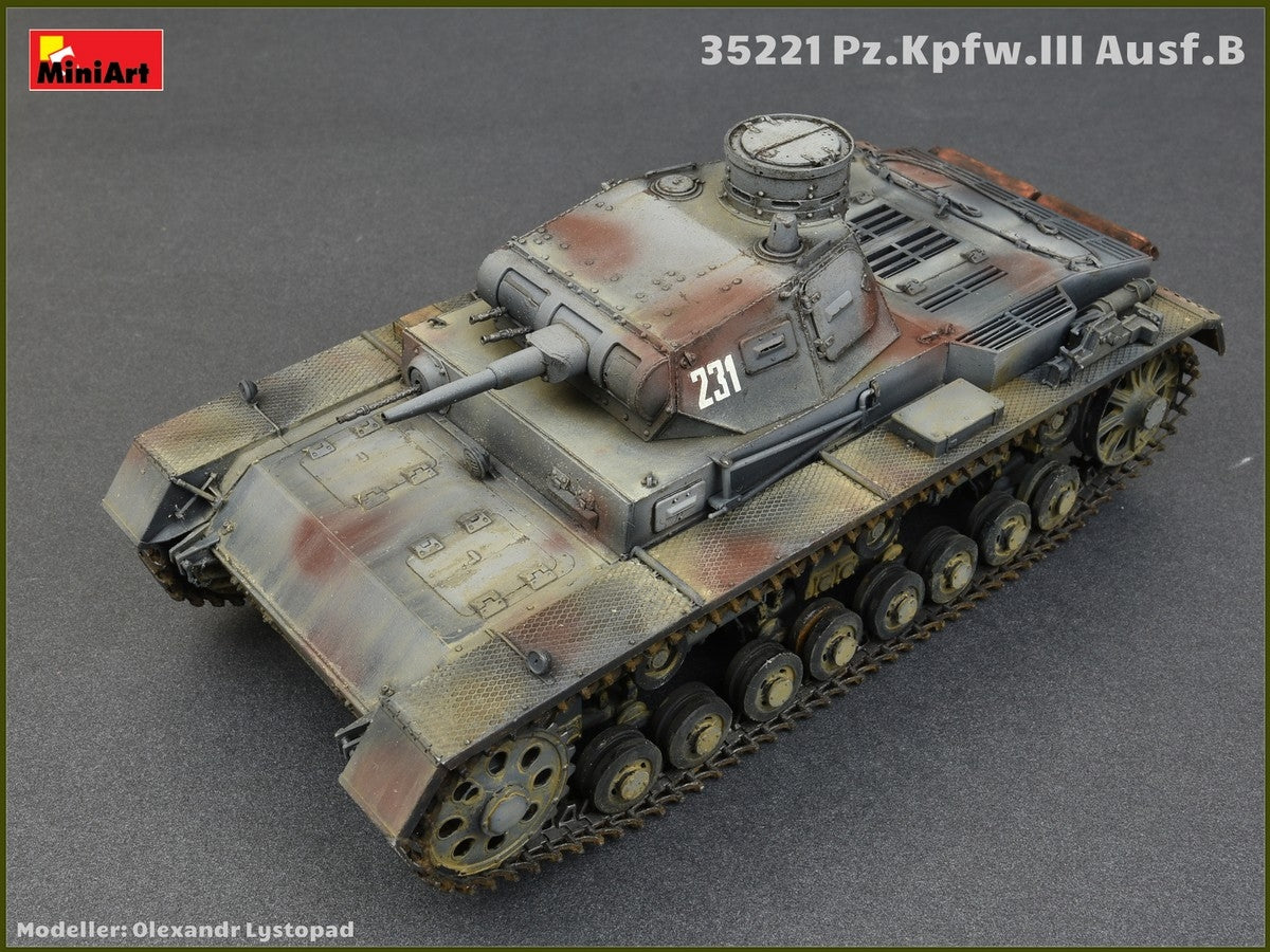 MiniArt 35221 Pz.Kpfw.III Ausf.B w/Crew 1/35 – immagine 2