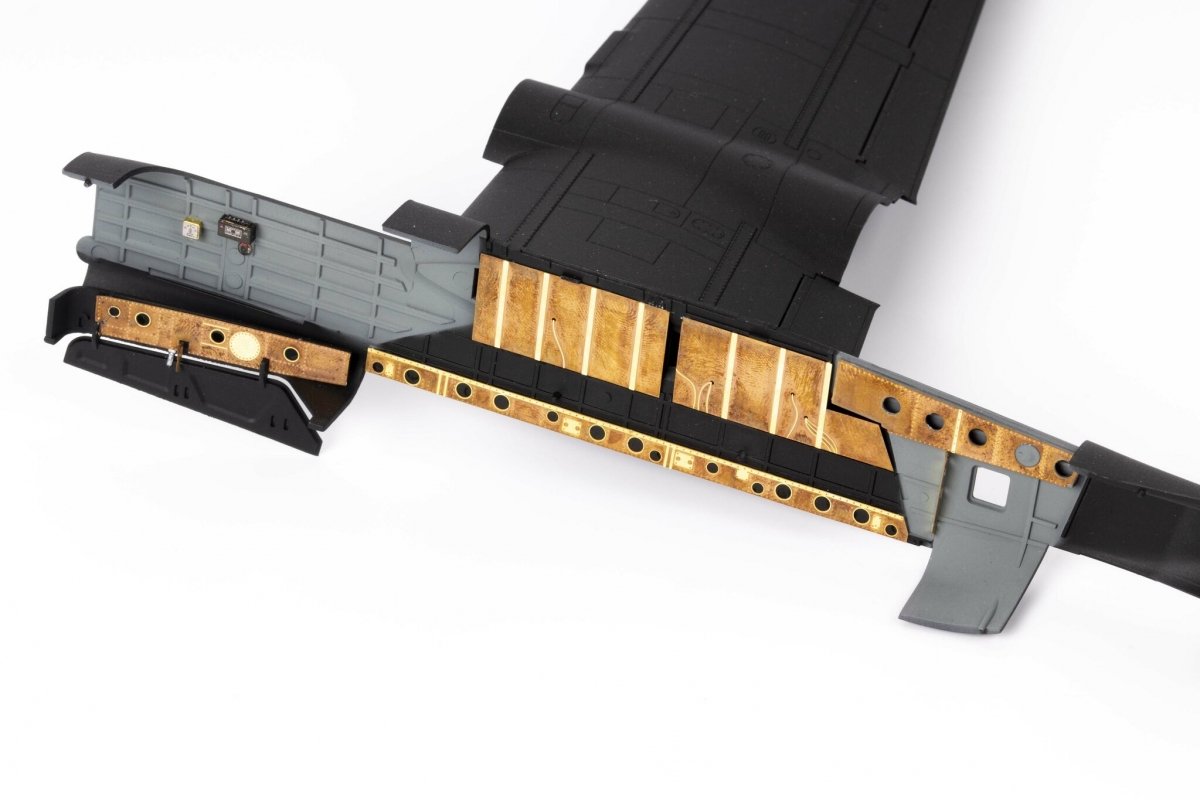 Eduard 481079 B-26K Invader bomb bay ICM 1/48 – imagen 2