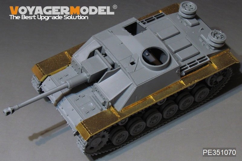 Voyager Model PE351070 WWII German StuG III Ausf.G Fenders（GP） 1/35 – immagine 3
