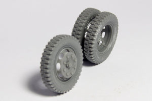 Panzer Art RE35-351 KHD 3000S road wheels (gelande pattern) 1/35 – Bild 2
