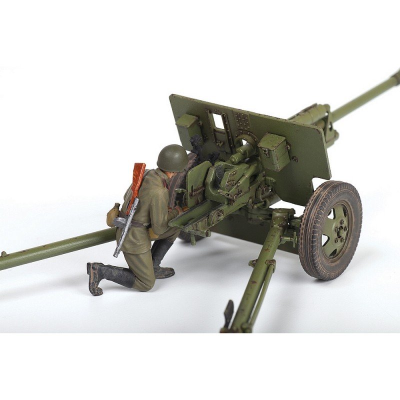 Zvezda 3671 Soviet 76mm Anti-Tank Gun Zis-3 w/CREW 1/35 – image 4
