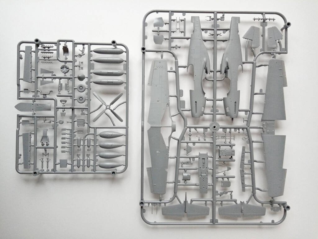 Arma Hobby 70038 P-51 B/C Mustang™ Expert Set 1/72 – image 13