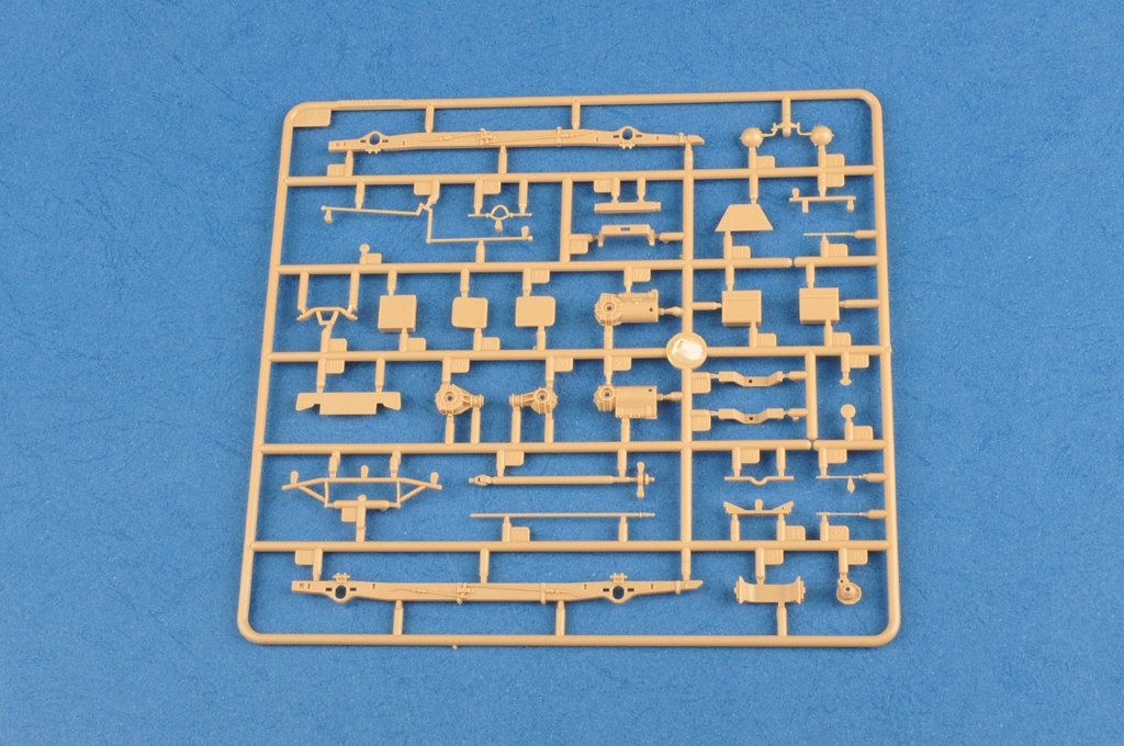 Hobby Boss 83815 German Sd.Kfz.222 Leichter Panzerspahwagen (1st Series) 1/35 – Bild 9