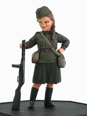 FineMolds FT4 W.W.II U.S.S.R. Infantry Woman &amp;amp; PPSh1941 1/12 – Bild 2