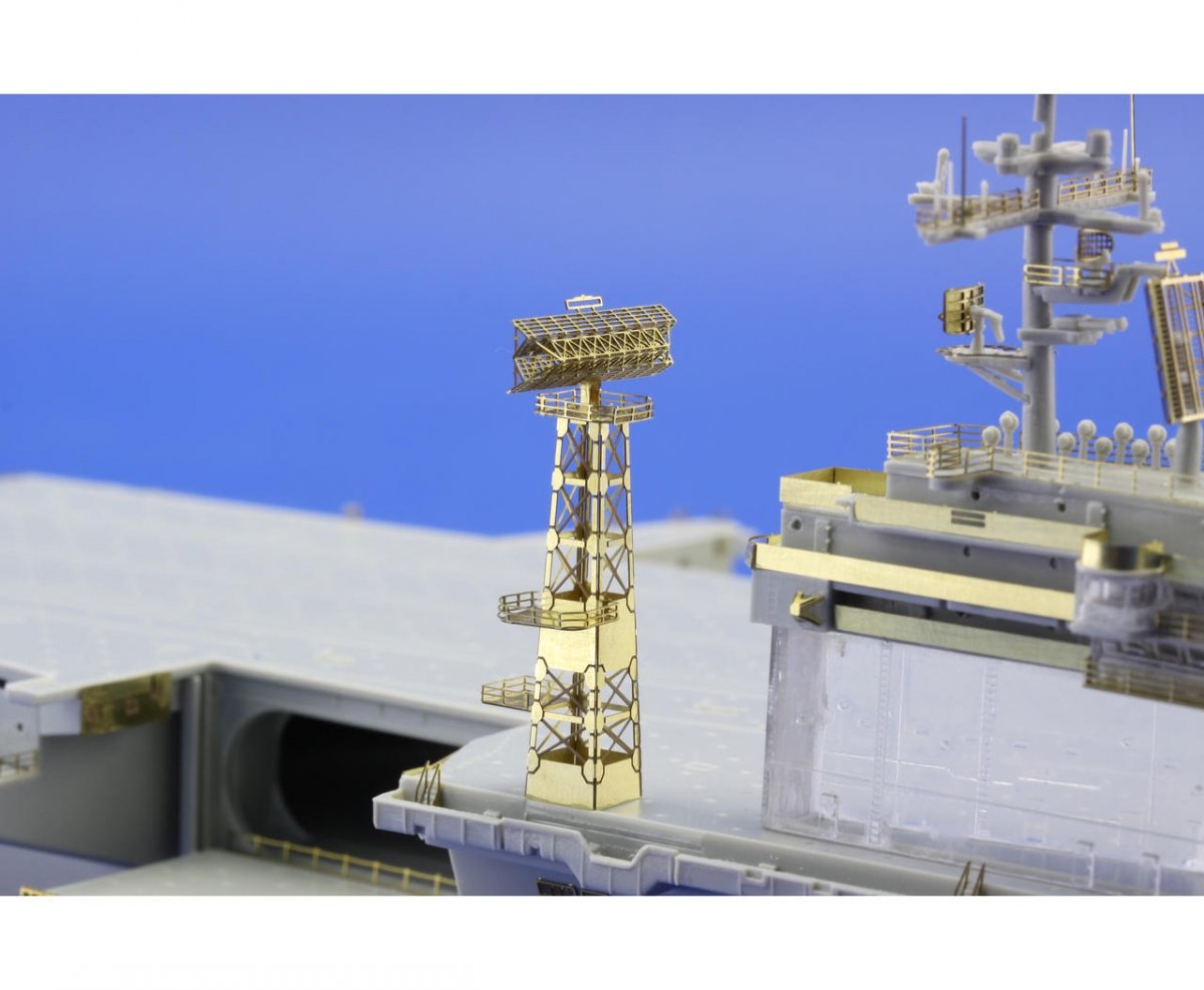 Eduard 17029 USS Nimitz CVN-68 TRUMPETER 1/700 – immagine 10