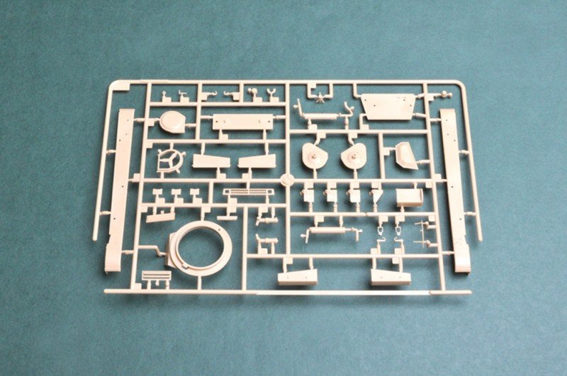 Hobby Boss 82477 Char léger hongrois 38M Toldi I (A20) (1/35) – image 5