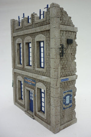 RT-Diorama 35198 Damaged City Building 1/35 – image 6