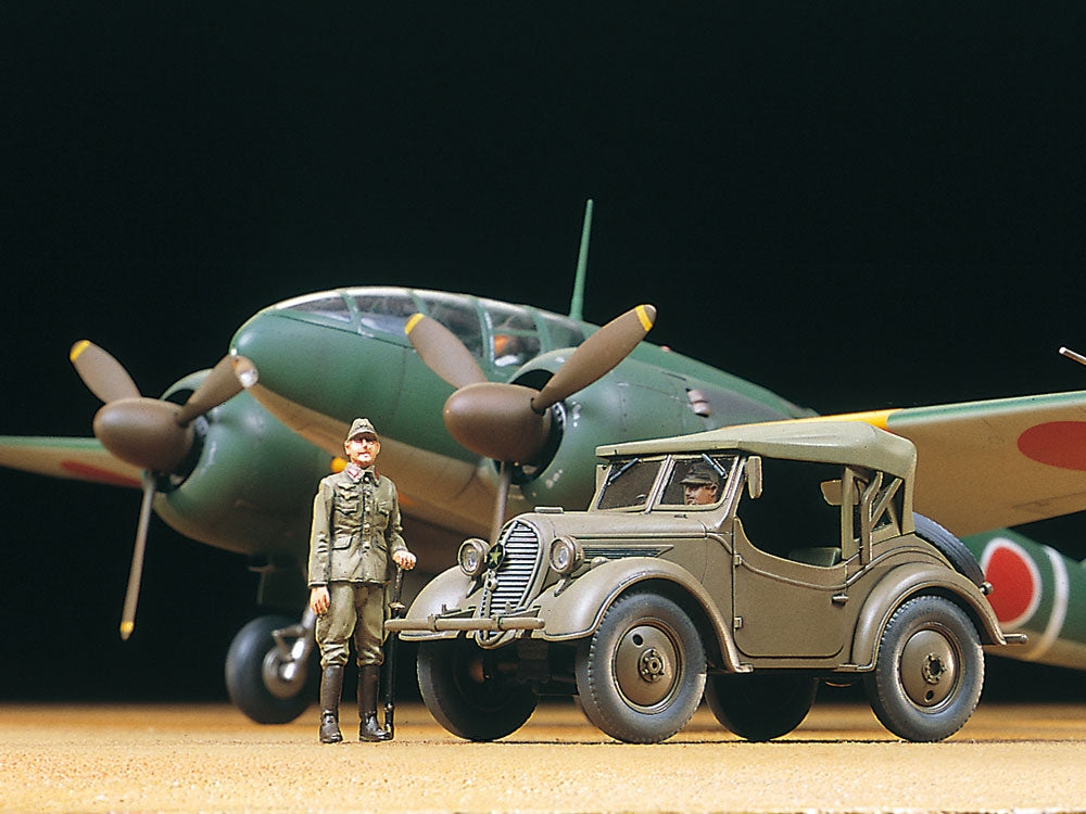 Tamiya 25217 Mitsubishi Ki-46 III Type 100 & 4X4 Light Vehicle Kurogane Set 1/48