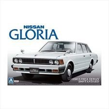 Aoshima 00779 Gloria Sedan 200 Standard 1/24