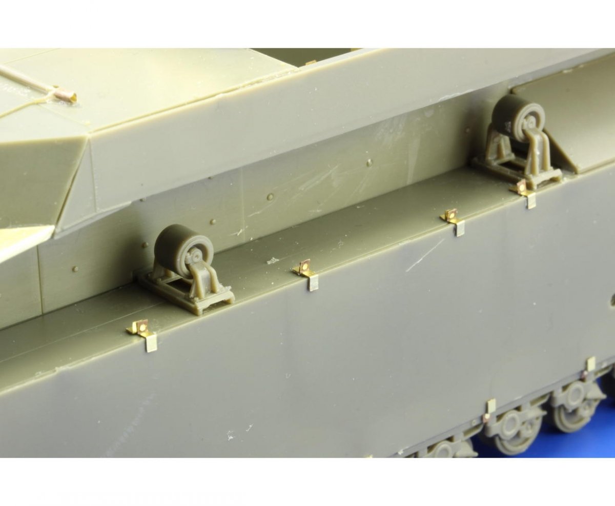 Eduard 36234 LVT-4 exterior 1/35 AFV Club – immagine 9