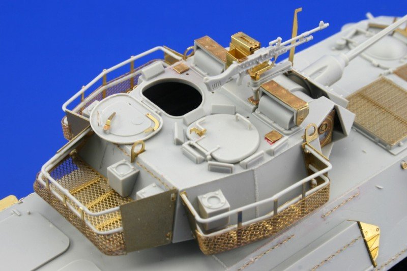 Eduard 36087 ASLAV-25 RV 1/35 Trumpeter – immagine 12